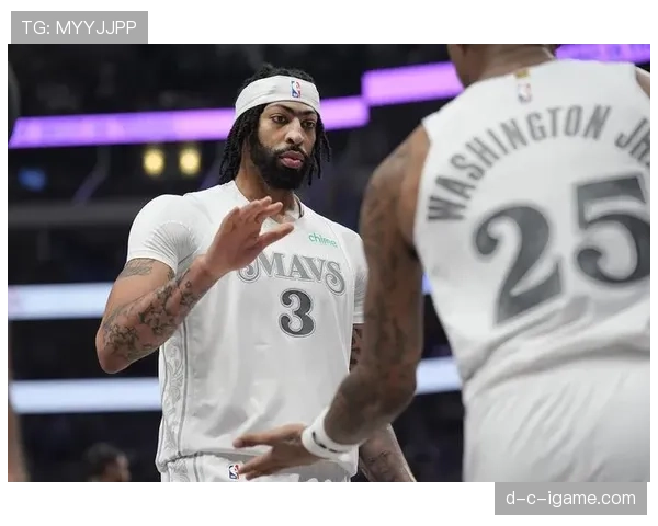 戴维斯展示全面技术特点，帮助球队在赛季中期保持竞争力和稳定表现