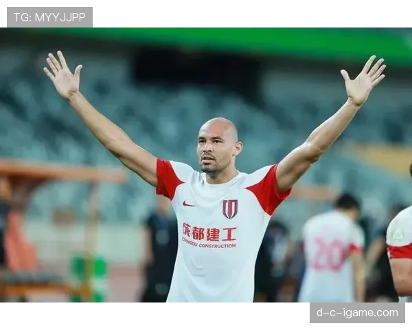 拉什福德无球跑动表现稳健，近期进攻端持续提升