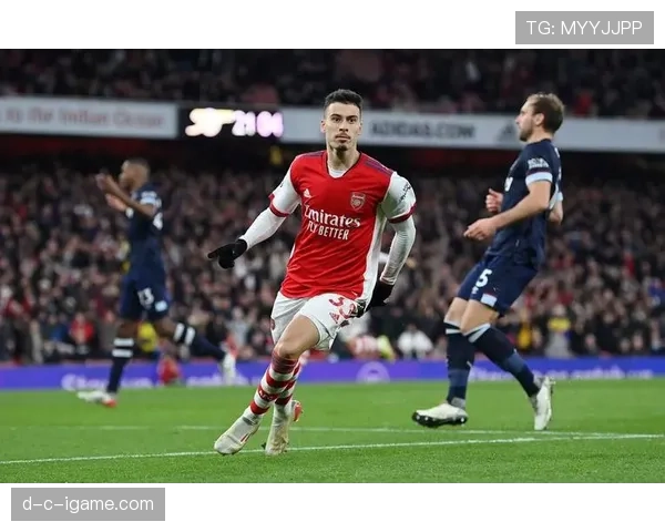 库杜斯 vs 马丁内利：冲击型边锋的不同答案